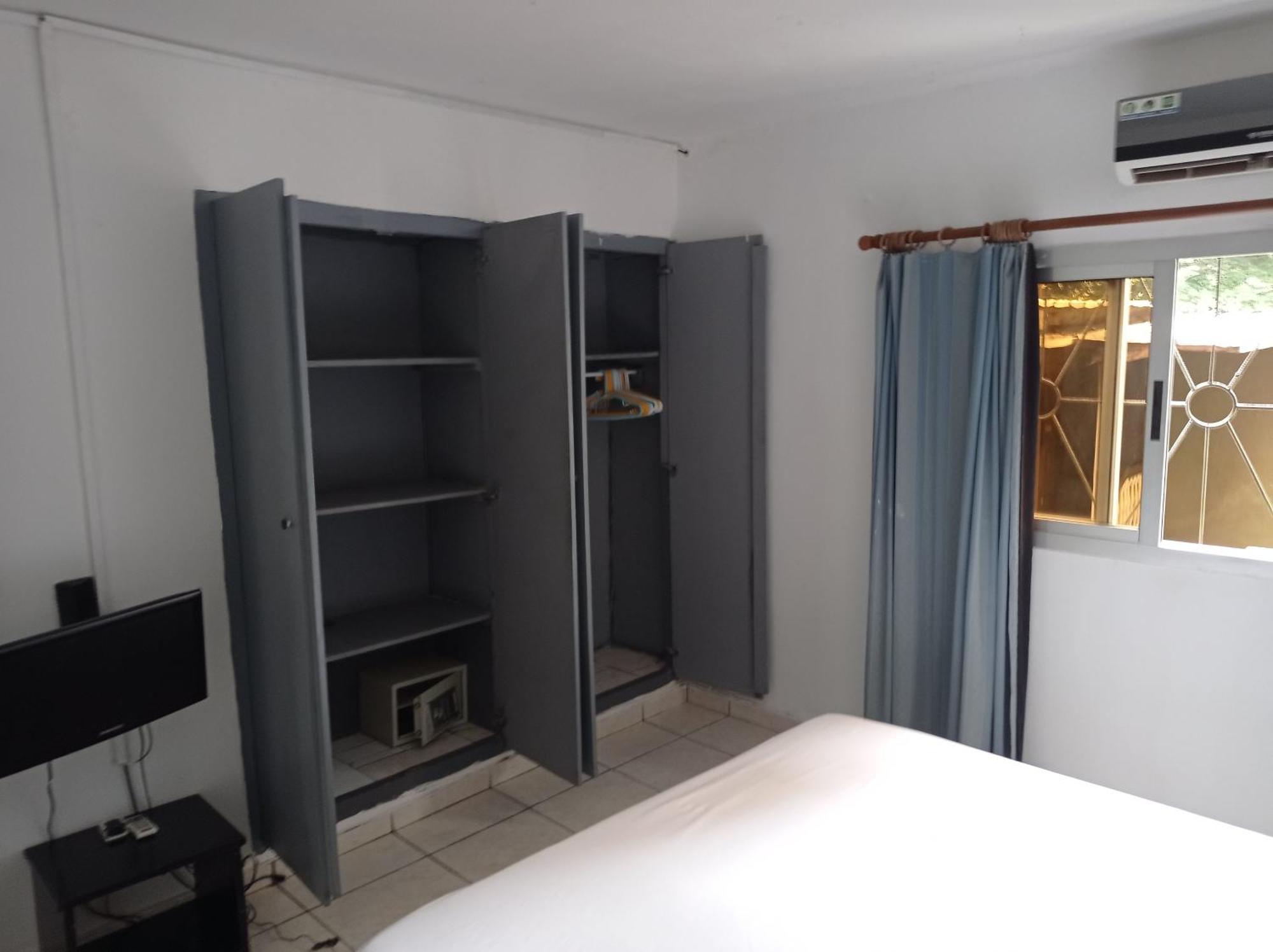 Residence Amann Appartement Et Spa Hammam Sauna Jacuzzi Marcory Exteriér fotografie
