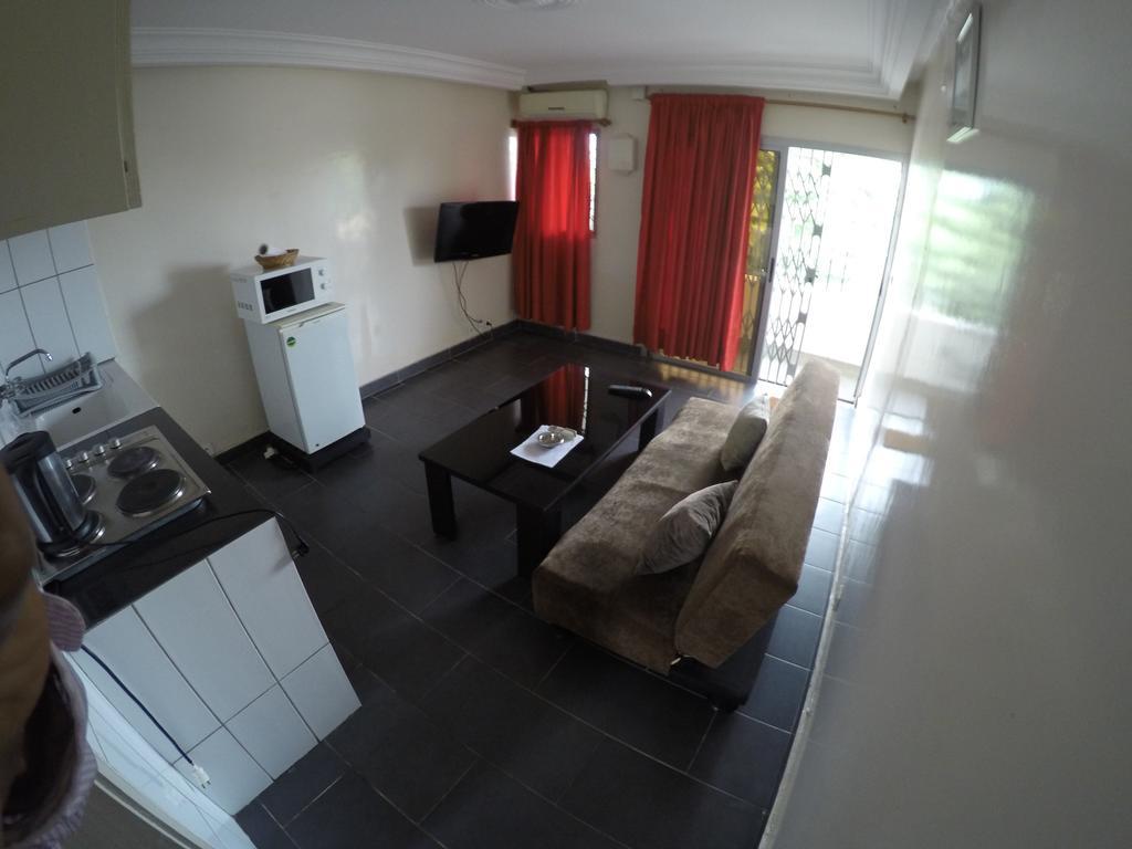 Residence Amann Appartement Et Spa Hammam Sauna Jacuzzi Marcory Exteriér fotografie