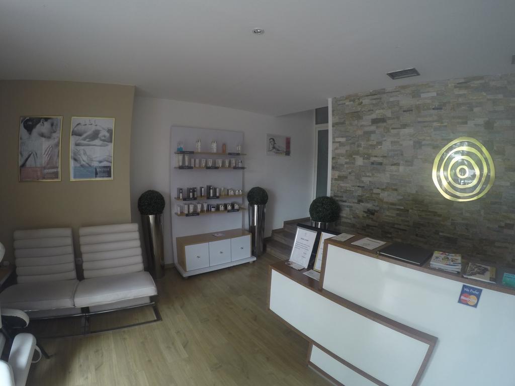 Residence Amann Appartement Et Spa Hammam Sauna Jacuzzi Marcory Exteriér fotografie